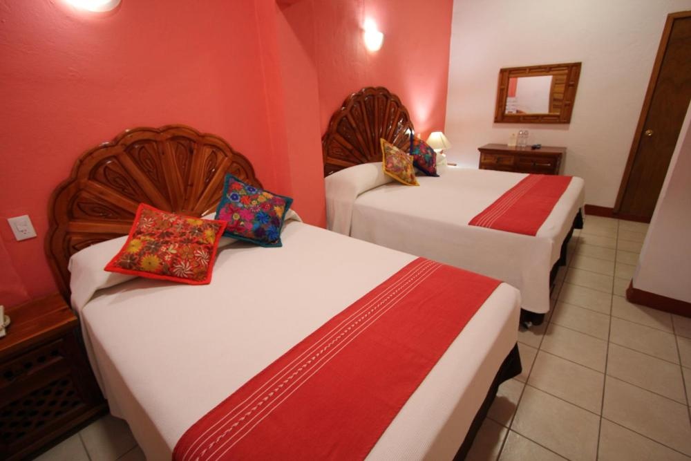 Triple Room at Hotel Anua Oaxaca, photo 2